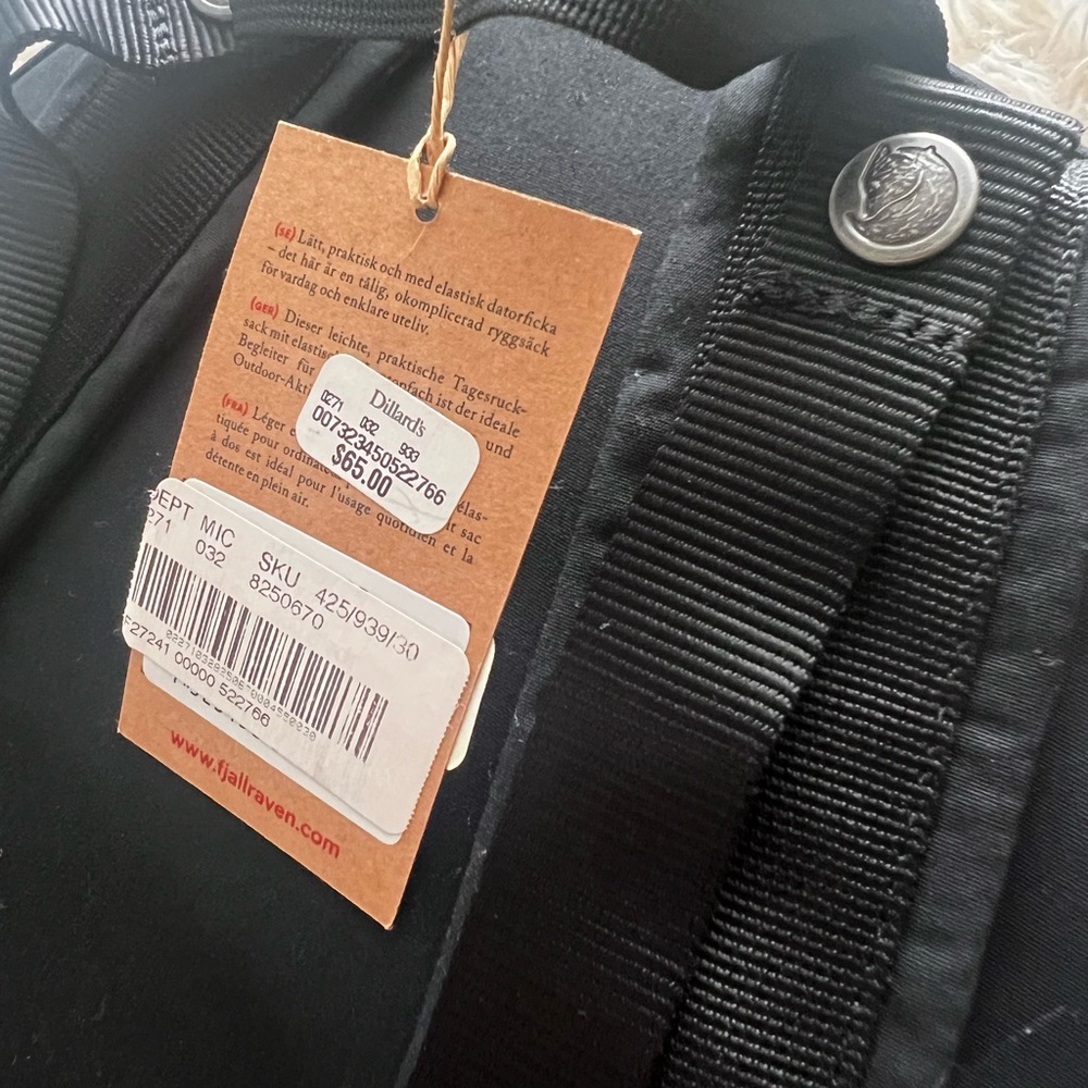 Fjallraven Vardag 25 black backpack - NWT - Picture 9 of 9